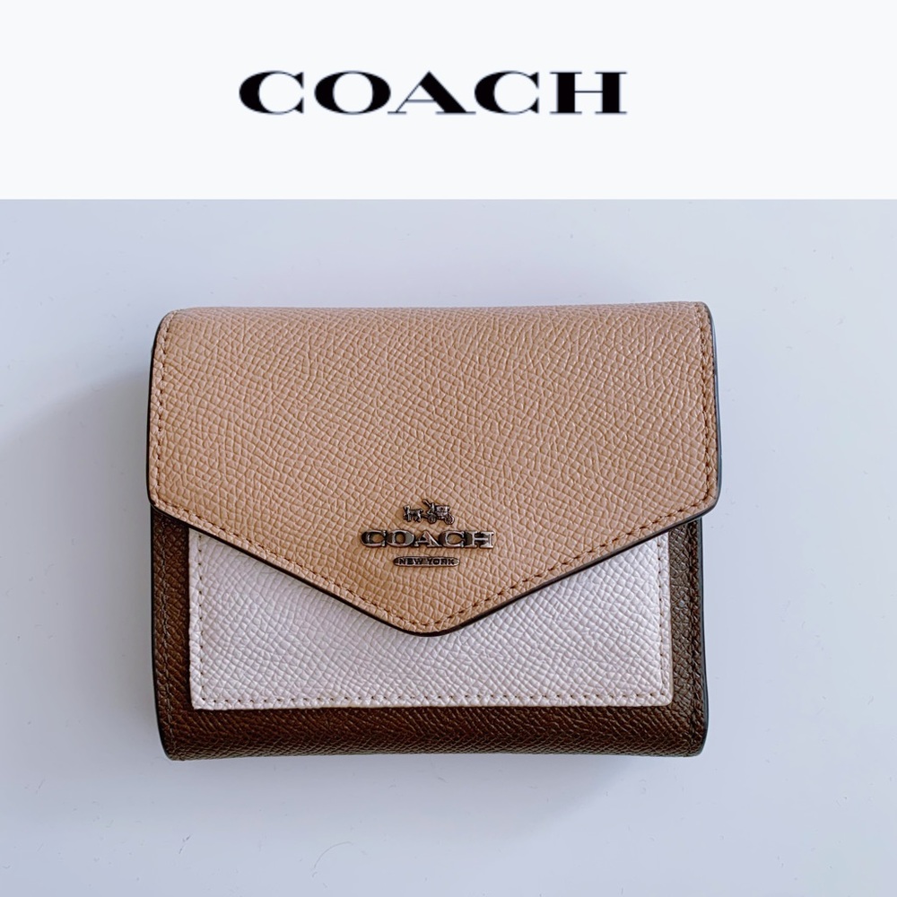 Coach Wallet - Pink Brown